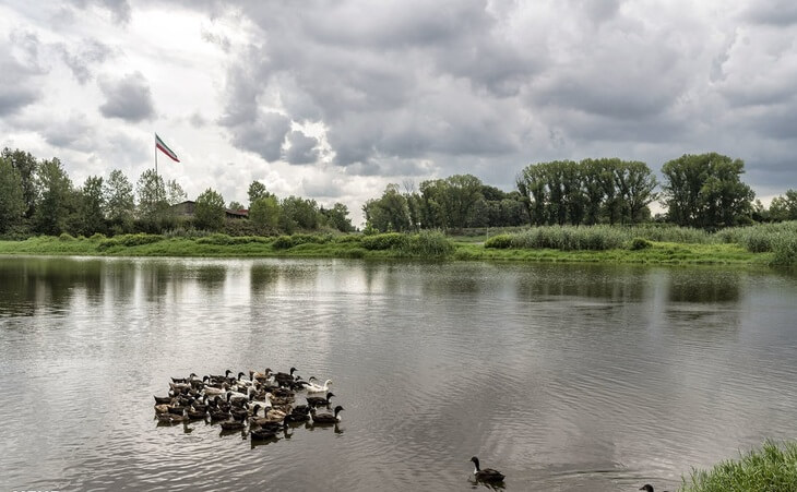 تالاب عینک در رشت